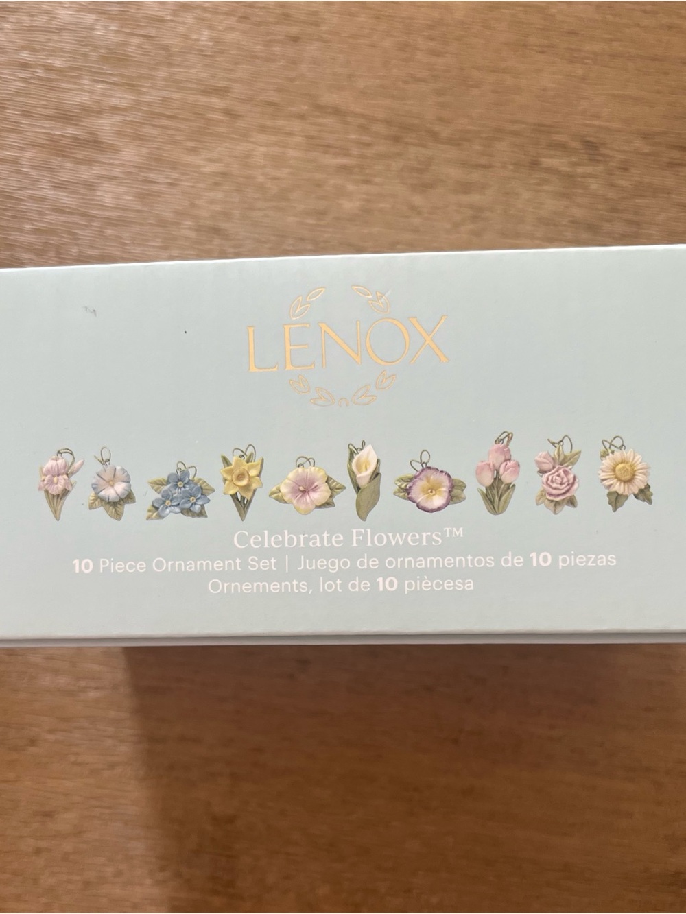 *BRAND NEW* Lenox Celebrate Flowers 10-Piece Mini Ornament Set - Picture 6 of 9